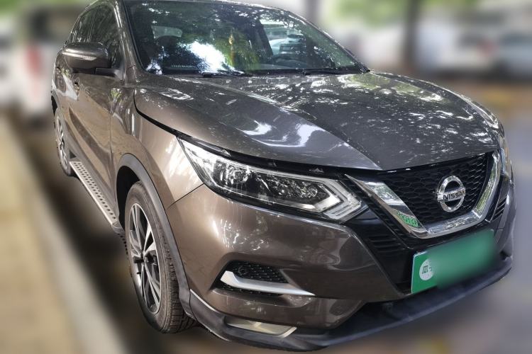 Used Nissan Qashqai 2022 2.0L CVT XV Premier Luxury Edition Front Right 45 Deg