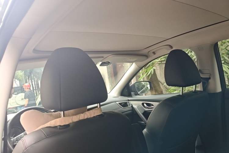 Used Nissan Qashqai 2022 2.0L CVT XV Premier Luxury Edition Headliner