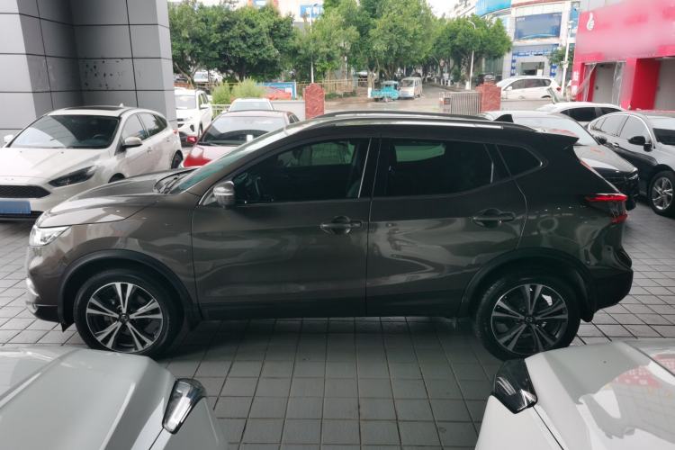 Used Nissan Qashqai 2022 2.0L CVT XV Premier Luxury Edition Left Side