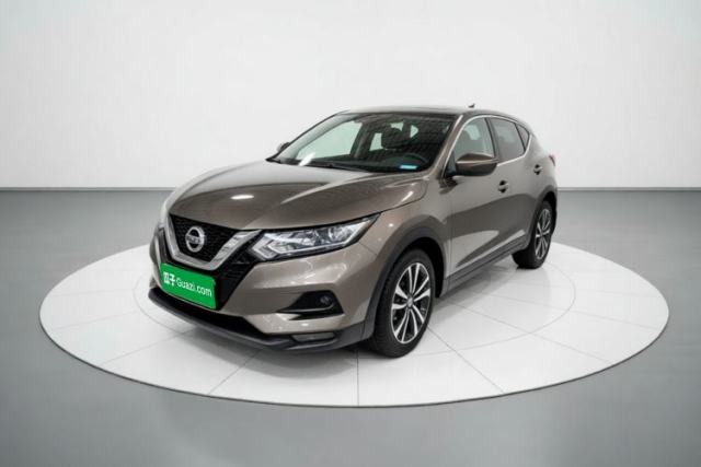 Ojetý Nissan Qashqai 2022 2.0L CVT XV Smart Enjoyment Version