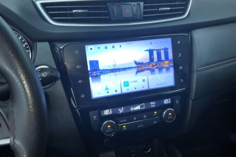 Used Nissan Qashqai 2022 2.0L CVT XV Premier Luxury Edition Audio And AC Panel