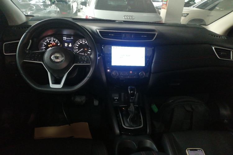 Used Nissan Qashqai 2022 2.0L CVT XV Premier Luxury Edition Center Console