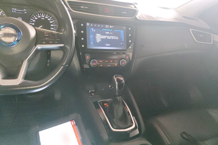 Used Nissan Qashqai 2022 2.0L CVT XV Premier Luxury Edition Center Console