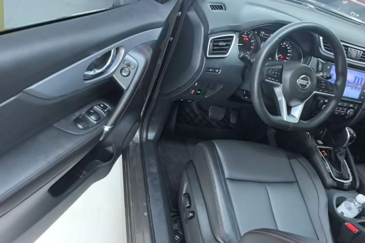 Used Nissan Qashqai 2022 2.0L CVT XV Premier Luxury Edition Driver Seat