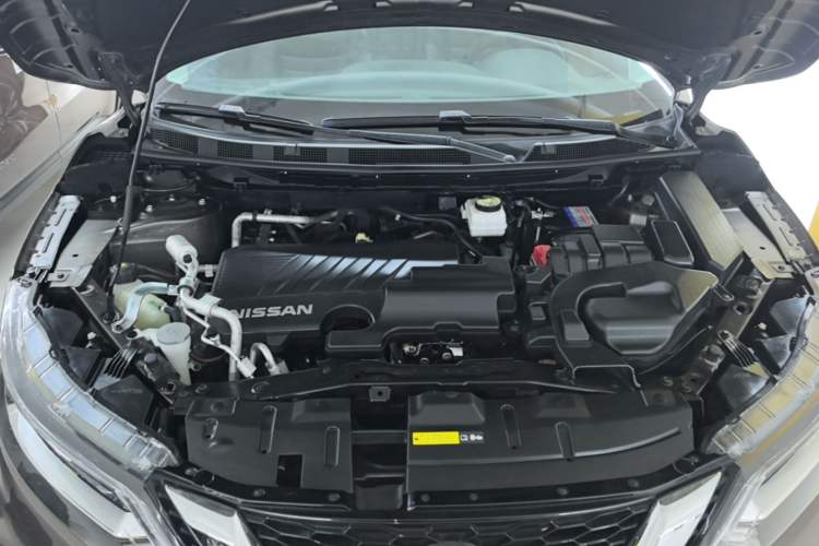 Used Nissan Qashqai 2022 2.0L CVT XV Premier Luxury Edition Engine Bay