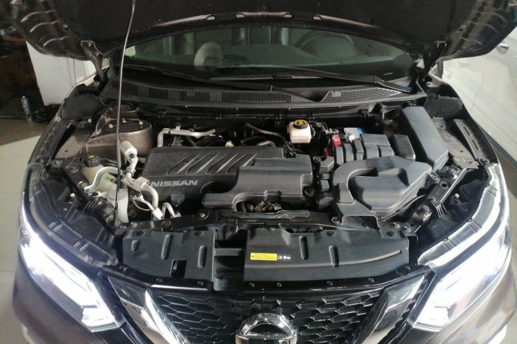 Used Nissan Qashqai 2022 2.0L CVT XV Premier Luxury Edition Engine Bay