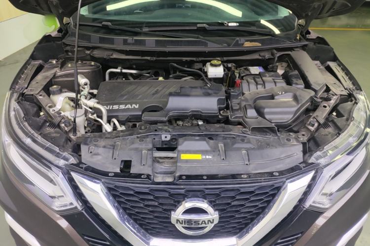 Used Nissan Qashqai 2022 2.0L CVT XV Premier Luxury Edition Engine Bay
