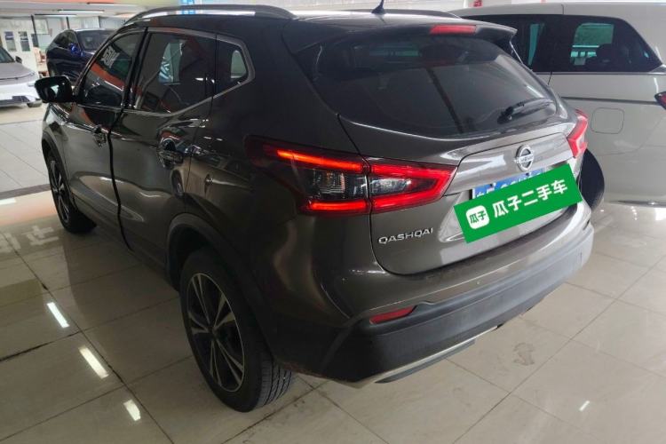 Used Nissan Qashqai 2022 2.0L CVT XV Premier Luxury Edition Exterior 2