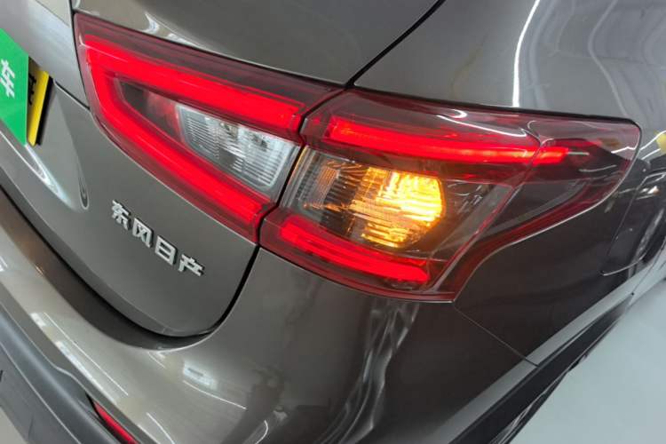 Used Nissan Qashqai 2022 2.0L CVT XV Premier Luxury Edition Exterior 3