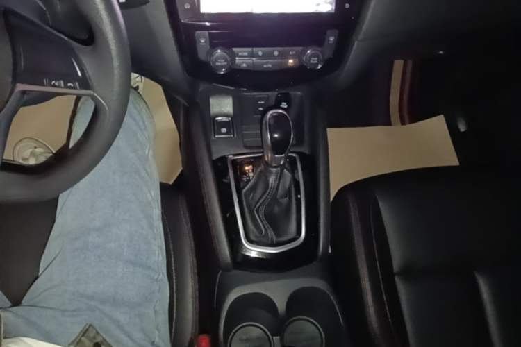 Used Nissan Qashqai 2022 2.0L CVT XV Smart Enjoyment Version Gear Lever