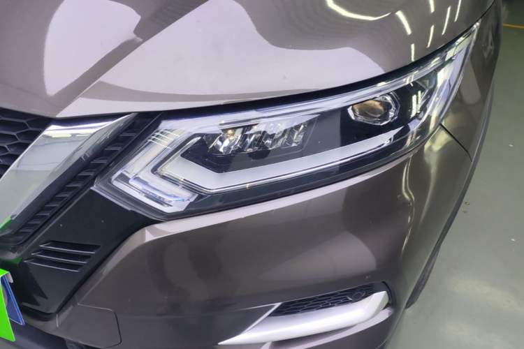 Used Nissan Qashqai 2022 2.0L CVT XV Premier Luxury Edition Left Front Headlight