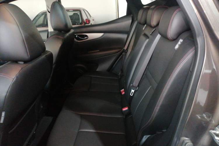 Used Nissan Qashqai 2022 2.0L CVT XV Premier Luxury Edition Left Rear Seat