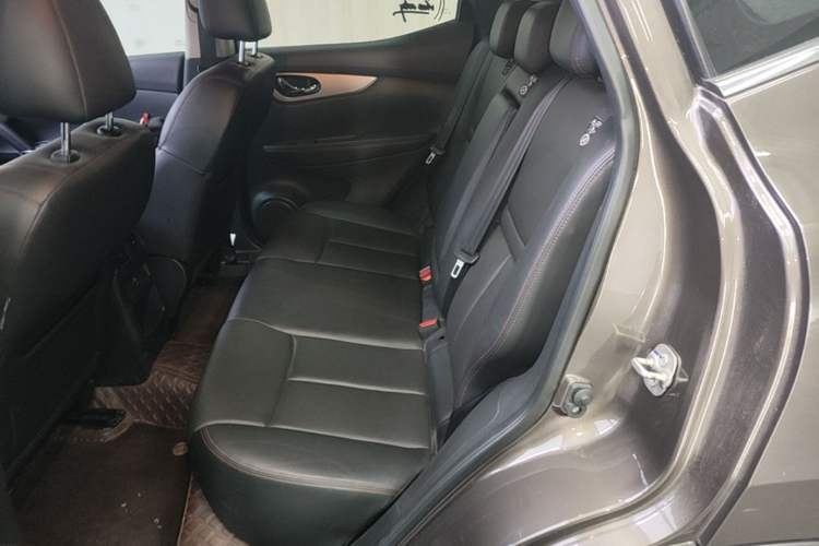 Used Nissan Qashqai 2022 2.0L CVT XV Premier Luxury Edition Left Rear Seat
