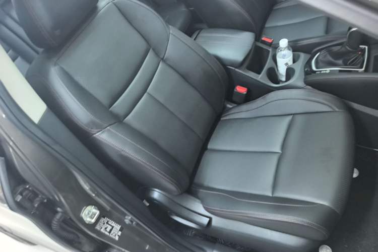 Used Nissan Qashqai 2022 2.0L CVT XV Premier Luxury Edition Right Front Seat
