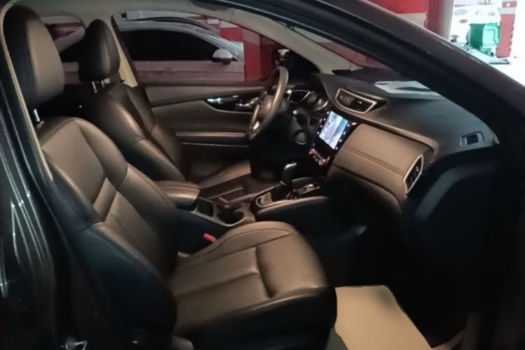 Used Nissan Qashqai 2022 2.0L CVT XV Smart Enjoyment Version Right Front Seat