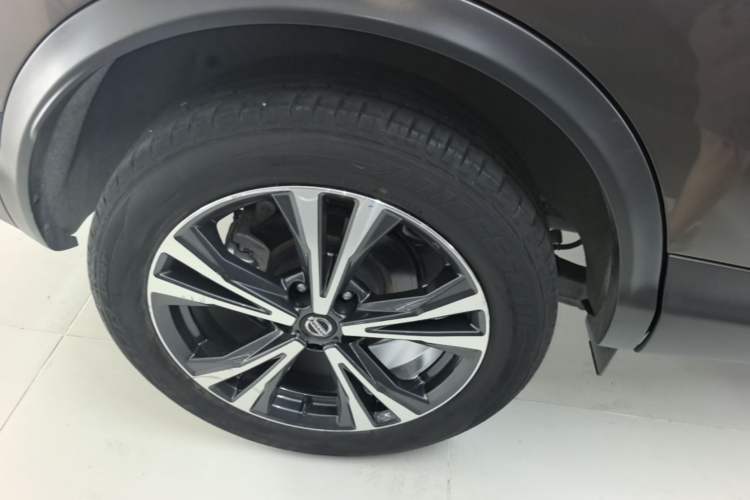 Used Nissan Qashqai 2022 2.0L CVT XV Premier Luxury Edition Right Rear Wheel Hub