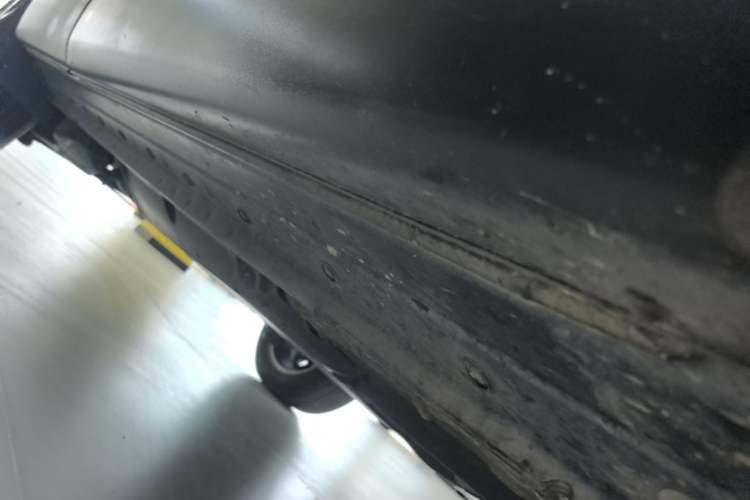 Used Nissan Qashqai 2022 2.0L CVT XV Premier Luxury Edition Right Side Sill