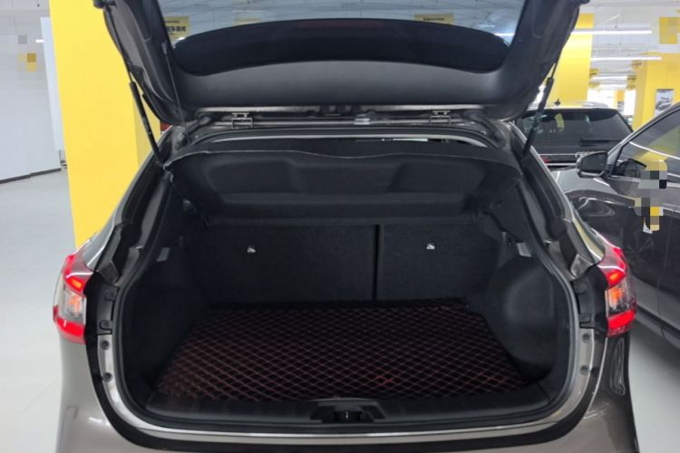 Used Nissan Qashqai 2022 2.0L CVT XV Premier Luxury Edition Trunk