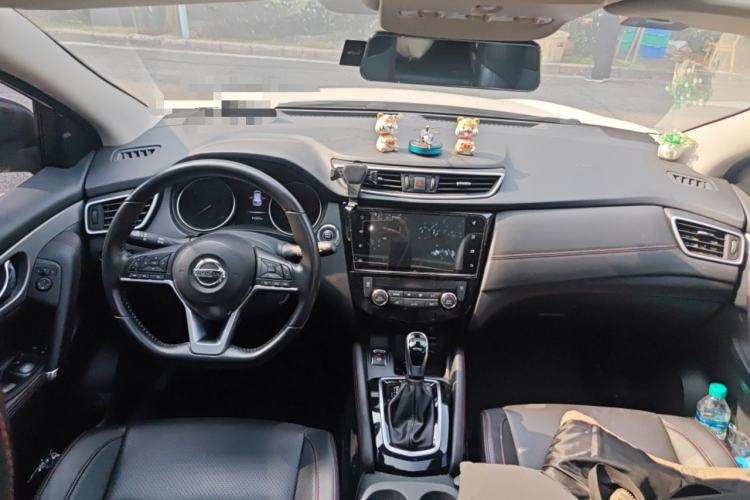 Used Nissan Qashqai 2022 2.0L CVT XV Premier Luxury Edition Center Console