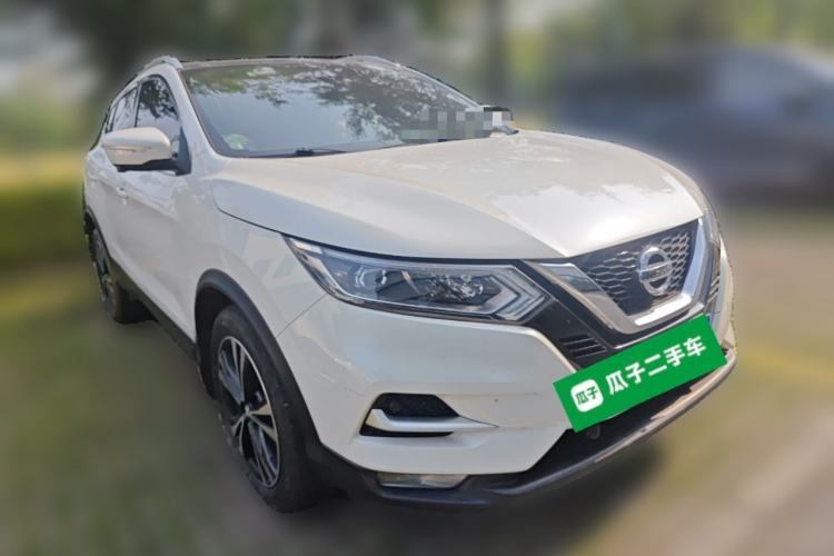 Used Nissan Qashqai 2022 2.0L CVT XV Premier Luxury Edition Front Right 45 Deg