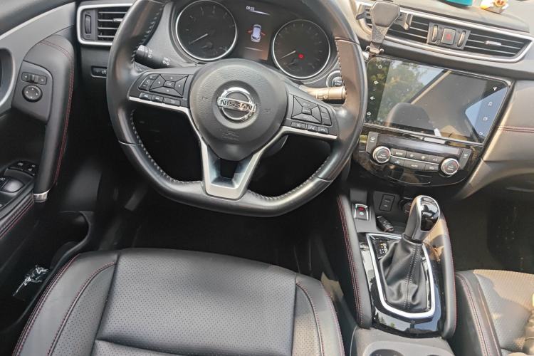 Used Nissan Qashqai 2022 2.0L CVT XV Premier Luxury Edition Steering Wheel