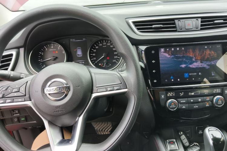 Used Nissan Qashqai 2022 2.0L CVT XV Smart Enjoyment Version Center Console