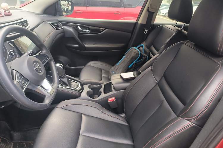 Used Nissan Qashqai 2022 2.0L CVT XV Smart Enjoyment Version Left Front Seat
