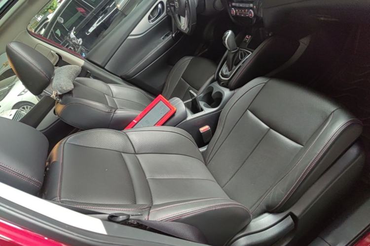Used Nissan Qashqai 2022 2.0L CVT XV Premier Luxury Edition Right Front Seat