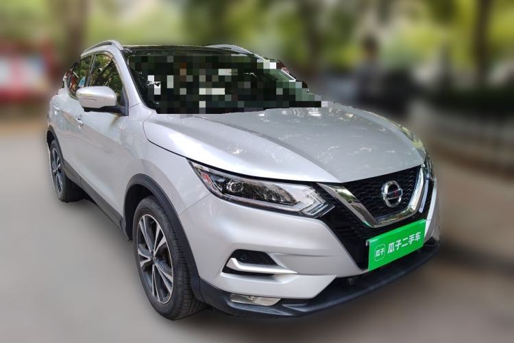 Used Nissan Qashqai 2022 2.0L CVT XV Premier Luxury Edition Front Right 45 Deg