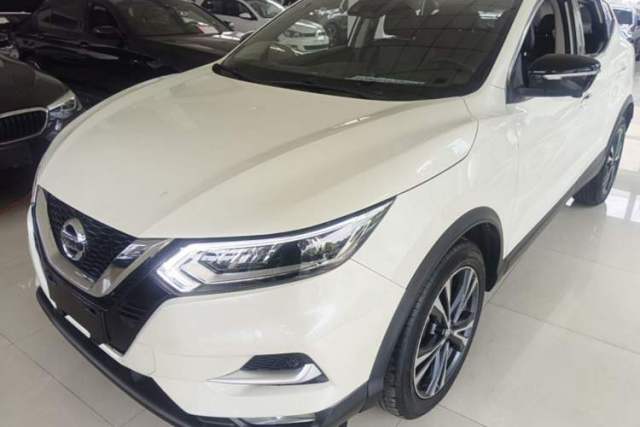 Ojetý Nissan Qashqai 2022 2.0L CVT XV Premier Luxury Edition