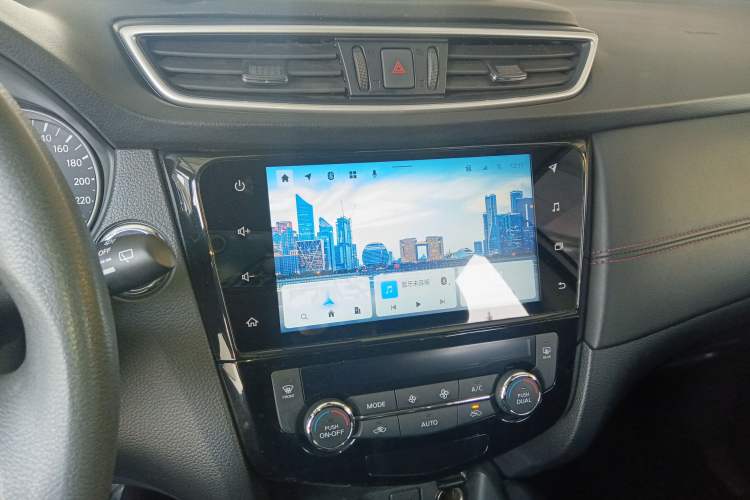 Used Nissan Qashqai 2022 2.0L CVT XV Smart Enjoyment Version Audio And AC Panel