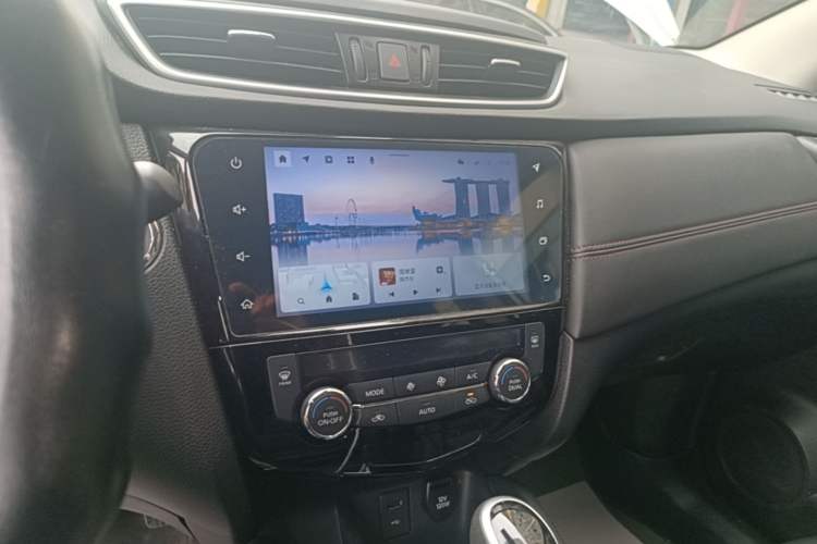 Used Nissan Qashqai 2022 2.0L CVT XV Smart Enjoyment Version Audio And AC Panel