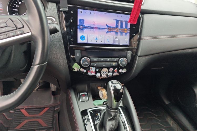 Used Nissan Qashqai 2022 2.0L CVT XV Premier Luxury Edition Audio And AC Panel