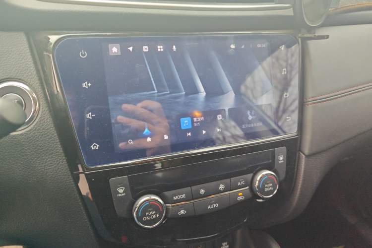 Used Nissan Qashqai 2022 2.0L CVT XV Premier Luxury Edition Audio And AC Panel