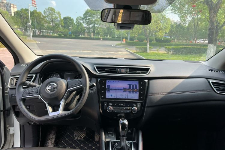 Used Nissan Qashqai 2022 2.0L CVT XV Smart Enjoyment Version Audio And AC Panel