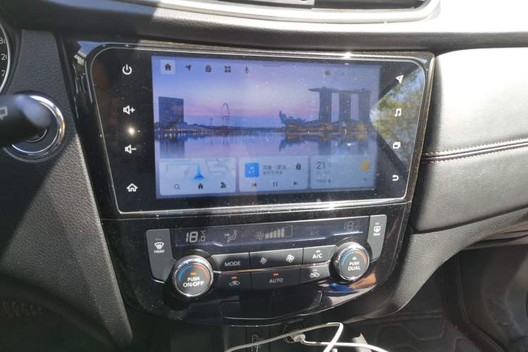 Used Nissan Qashqai 2022 2.0L CVT XV Smart Enjoyment Version Audio And AC Panel