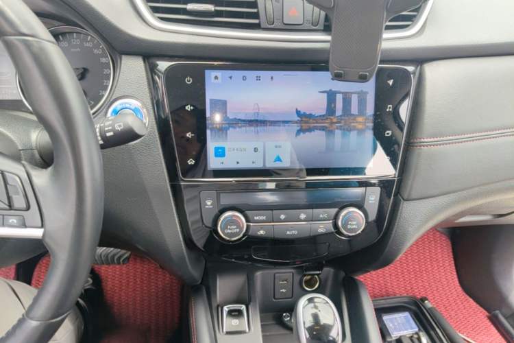 Used Nissan Qashqai 2022 2.0L CVT XV Premier Luxury Edition Audio And AC Panel