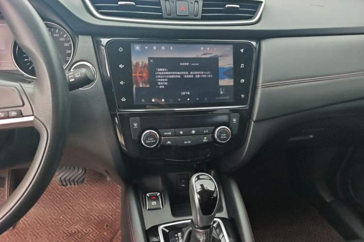 Used Nissan Qashqai 2022 2.0L CVT XV Smart Enjoyment Version Audio And AC Panel