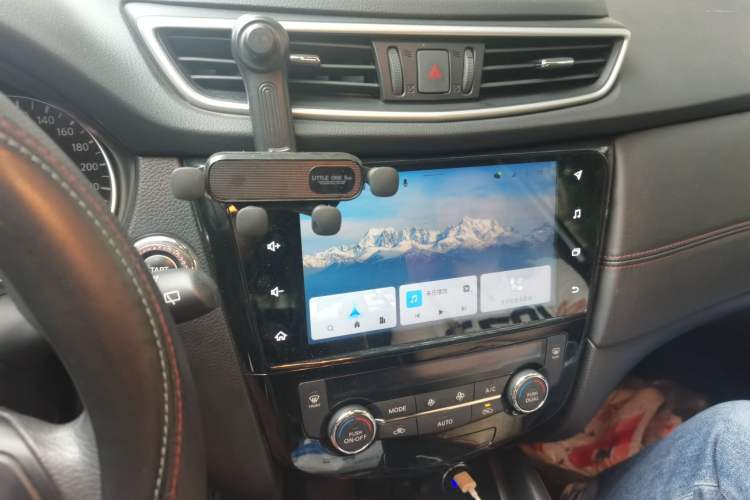 Used Nissan Qashqai 2022 2.0L CVT XV Smart Enjoyment Version Audio And AC Panel