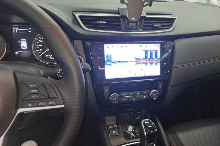 Used Nissan Qashqai 2022 2.0L CVT XV Premier Luxury Edition Audio And AC Panel