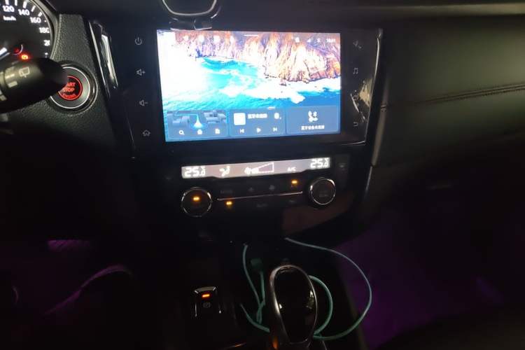 Used Nissan Qashqai 2022 2.0L CVT XV Smart Enjoyment Version Audio And AC Panel