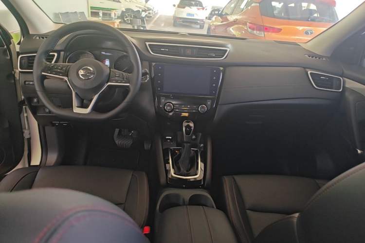 Used Nissan Qashqai 2022 2.0L CVT XV Premier Luxury Edition Center Console