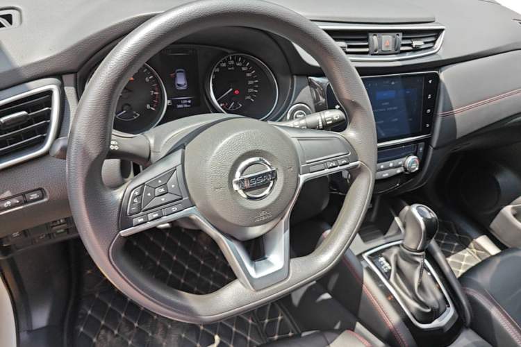 Used Nissan Qashqai 2022 2.0L CVT XV Smart Enjoyment Version Center Console
