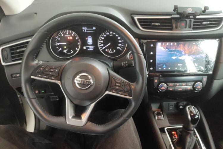 Used Nissan Qashqai 2022 2.0L CVT XV Premier Luxury Edition Center Console