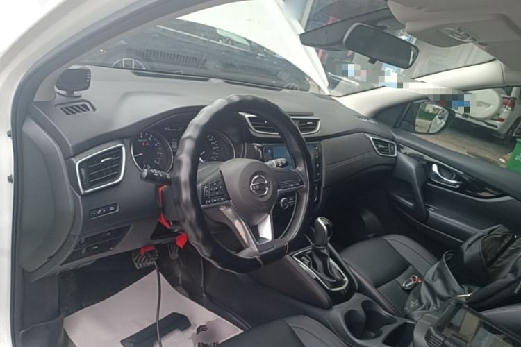 Used Nissan Qashqai 2022 2.0L CVT XV Smart Enjoyment Version Center Console