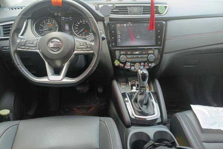 Used Nissan Qashqai 2022 2.0L CVT XV Premier Luxury Edition Center Console