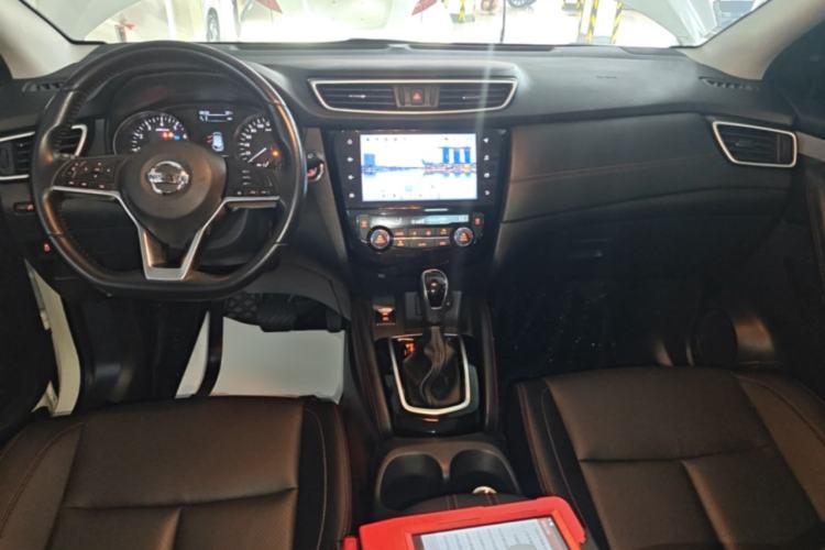 Used Nissan Qashqai 2022 2.0L CVT XV Premier Luxury Edition Center Console
