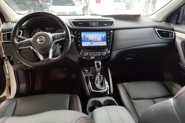Used Nissan Qashqai 2022 2.0L CVT XV Premier Luxury Edition Center Console