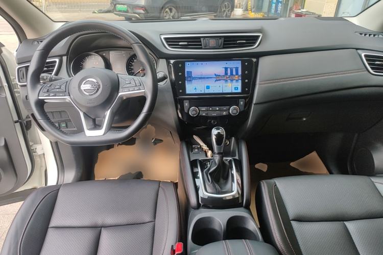 Used Nissan Qashqai 2022 2.0L CVT XV Premier Luxury Edition Center Console