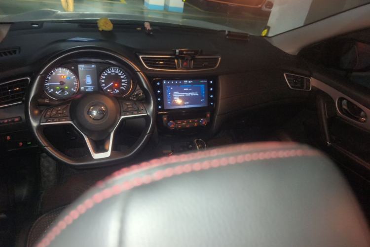 Used Nissan Qashqai 2022 2.0L CVT XV Premier Luxury Edition Center Console